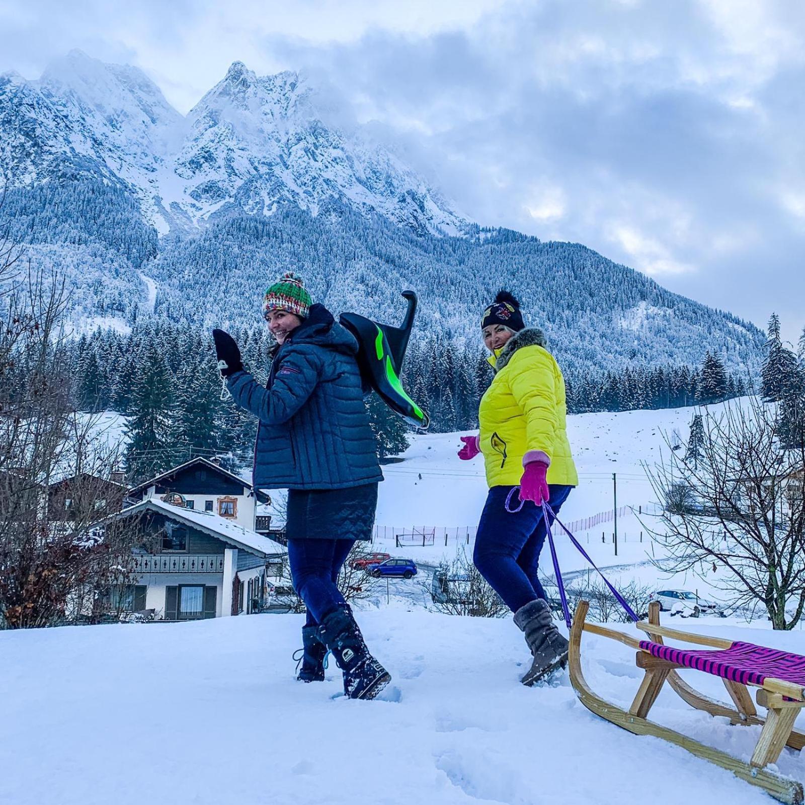 Bayern Resort Hotel - Adults Only - Mit Zugspitzblick - Eibsee-Naehe - Wellnessbereich - Naturpool Im Sommer Грайнау Экстерьер фото