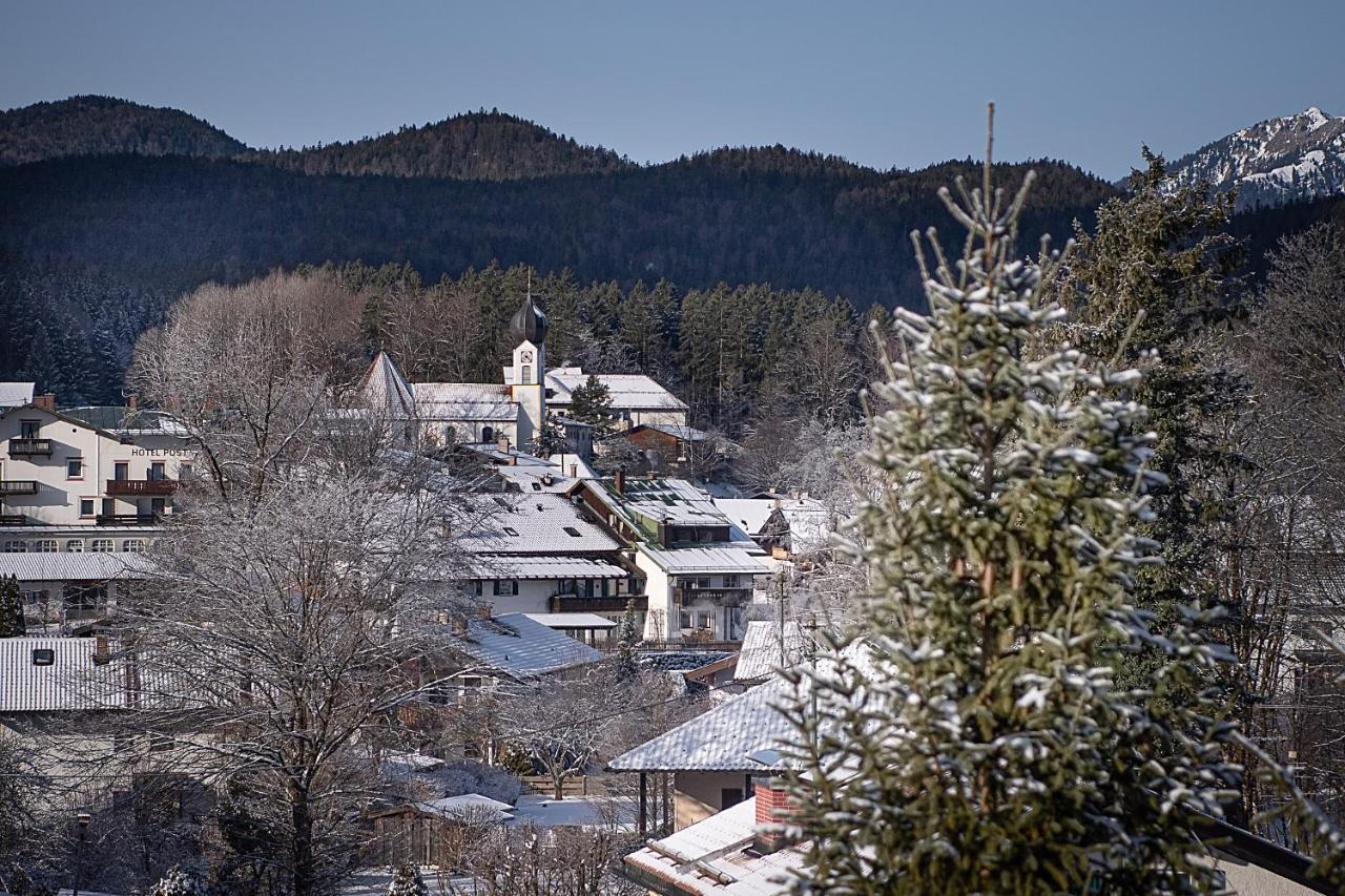 Bayern Resort Hotel - Adults Only - Mit Zugspitzblick - Eibsee-Naehe - Wellnessbereich - Naturpool Im Sommer Грайнау Экстерьер фото